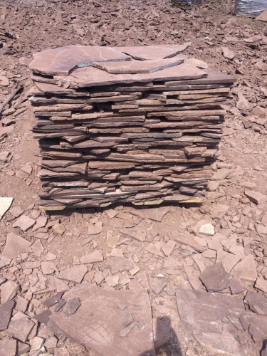 Плитняк лемезит бордовый для цоколя 1,5-2 см купить в Карасуке