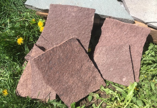 Плитняк лемезит бордовый для цоколя 1,5-2 см купить в Карасуке