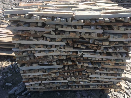 Горбушка златолит золотистый для облицовки купить в Карасуке