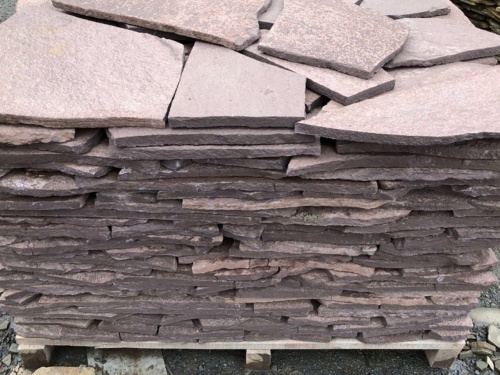 Плитняк лемезит бордовый для облицовки цоколя 20-25 мм  купить в Карасуке