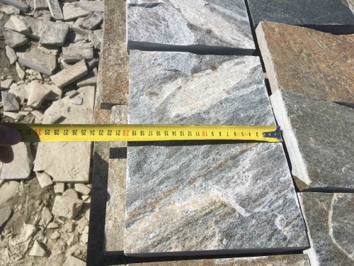 Плитка пилёная златолит Уральский для цоколя, отмостки купить в Карасуке