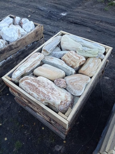 Златолит жёлтый, жёлто-зелёный глыбки и валуны для ланшафтного дизайна купить в Карасуке