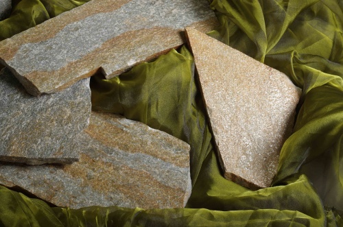 Плитняк златолит Уральский  для фасада купить в Карасуке