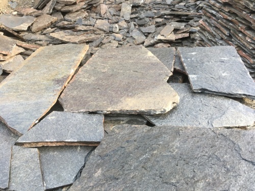 Серицит для облицовки фасада купить в Карасуке