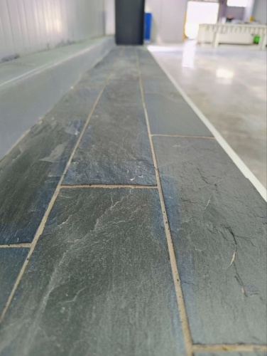 Плитка чёрная из натурального камня фасадная 30 см * 5 см, толщина 7 мм -30 мм купить в Карасуке